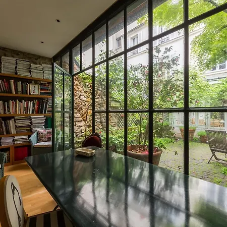 Veeve - Charming Townhouse Near Parc Montsouris Holiday home