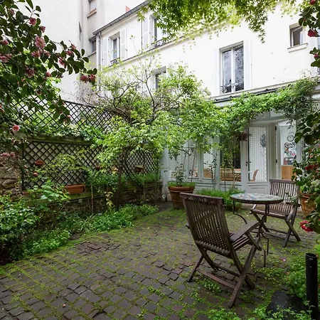 Holiday home Veeve - Charming Townhouse Near Parc Montsouris Paris